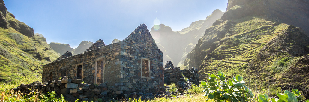 Santo Antao Voyage sur Mesure au Cap Vert - Agence de Voyage Locale NOBAI