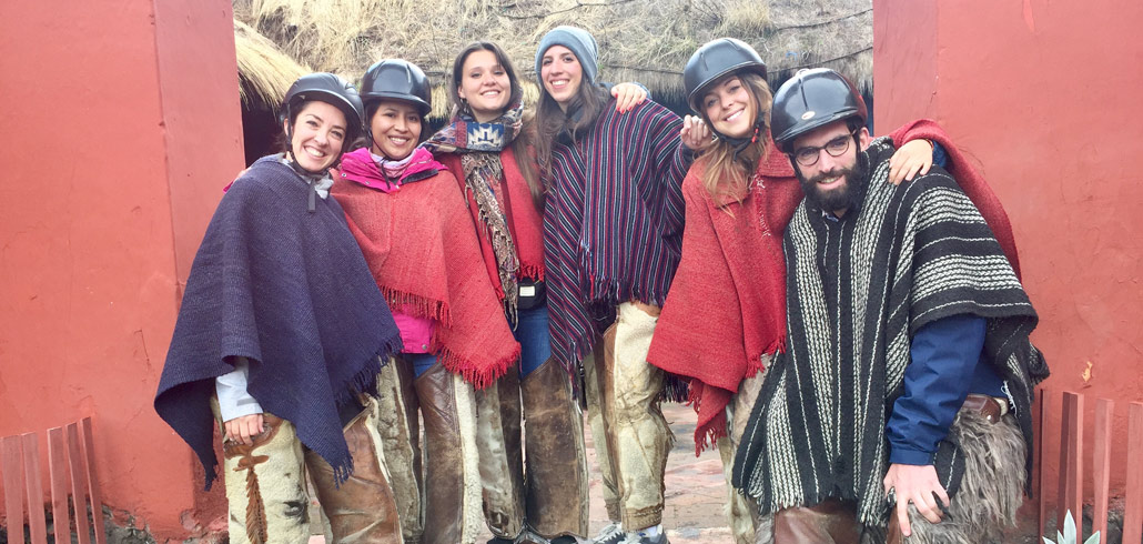Team Terra Ecuador Voyage sur Mesure en Equateur - Agence de Voyage Locale Terra Andina Ecuador