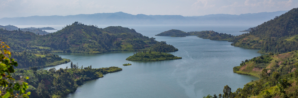 Lac Kivu Voyage au Rwanda sur Mesure - Agence de Voyage Locale Mapendano