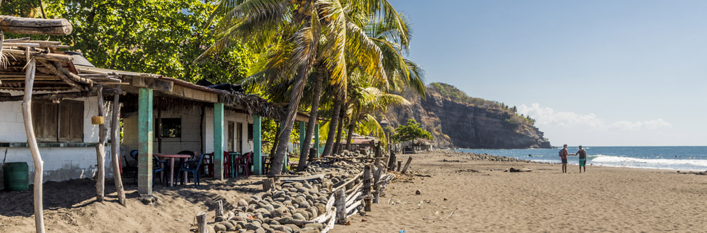Playa El Zonte Voyage sur Mesure au Salvador - Agence de Voyage Locale Coloris Salvadoriens