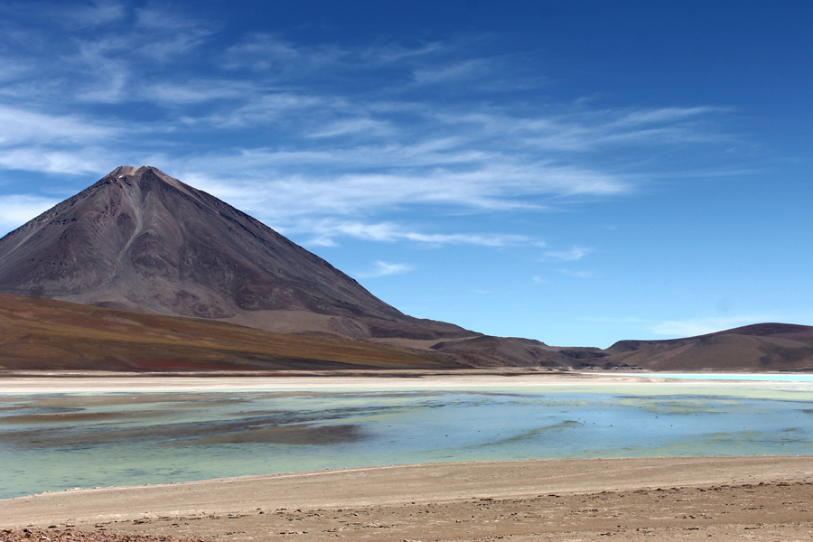 Laguna verde y blanca Voyage en Bolivie - Agence de Voyage Locale Terra Bolivia