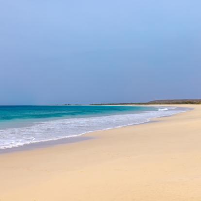 Boa Vista - Santa Maria beach Voyage au Cap Vert - Agence de Voyage Locale NOBAI