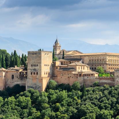Granada - Alhambra Agence de Voyage Locale en Espagne - Terra Espana