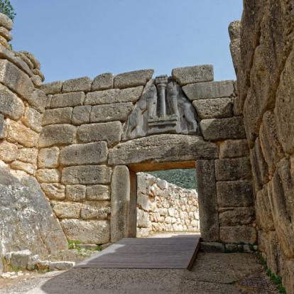 Mycènes - Porte des Lionnes Voyage en Grèce - Agence de Voyage Locale Arcas Travel Services