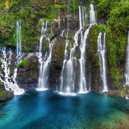 Cascade de Grand-Galet Voyage en Ile de La Réunion - Agence de Voyage Locale Sentiers et Découvertes