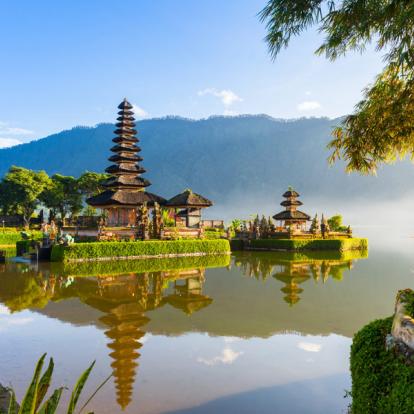 Bali - Temple Bedugul Ulun Danu Bratan Voyage en Indonésie - Agence de Voyage Shanti Travel