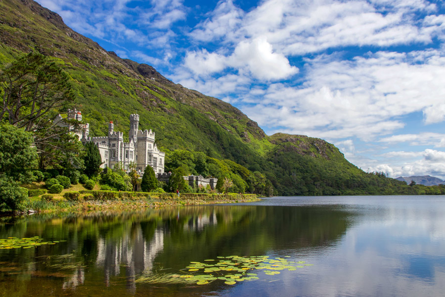 Connemara - Kylemore Abbey Voyage en Irlande - Agence de Voyage Locale Alainn Tours Irlande