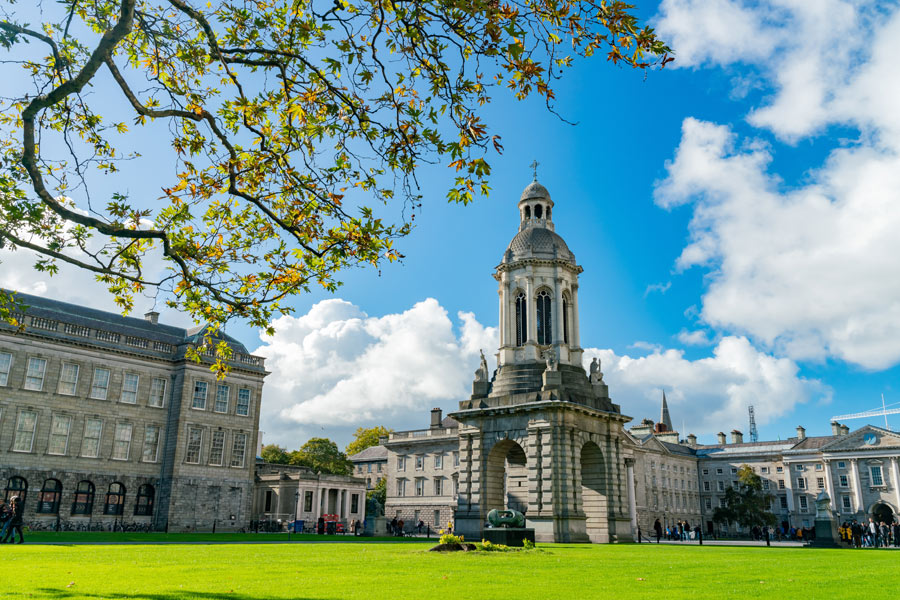 Dublin - Trinity College Voyage en Irlande - Agence de Voyage Locale Alainn Tours Irlande
