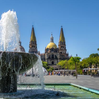 Guadalajara - Cathedrale Voyage au Mexique - Agence de Voyage Locale JPM Tours