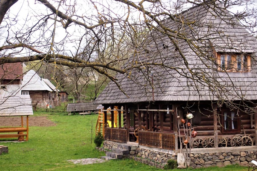 Voyage en Roumanie - Agence de Voyage Locale Explore Romania