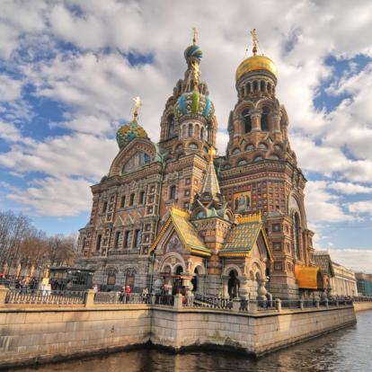 Saint Petersbourg - Saint-Sauveur-sur-le-Sang-Versé Voyage en Russie - Agence de Voyage Locale Russie Autrement