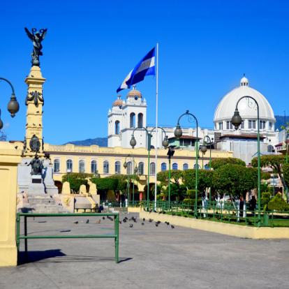 Voyage au Salvador - Agence de Voyage Locale Bon Voyage