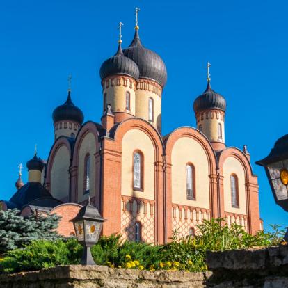 Pühtitsa - Kuremae Dormition Convent Voyage dans les Pays Baltes - Agence de Voyage Locale Taïga Euro Baltika
