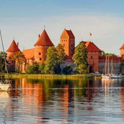 Voyage dans les Pays Baltes - Agence de Voyage Locale V.O.S.