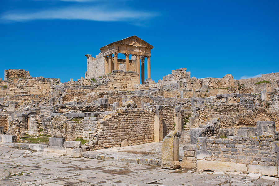 Site romain de Dougga Voyage en Tunisie - Agence de Voyage Locale Alam Voyages