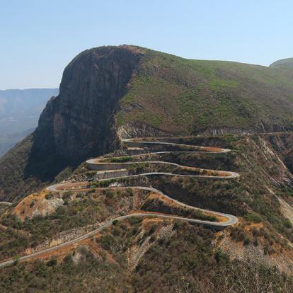 Serra da Leba pass Voyage en Angola- Agence de Voyage Locale Explora Palanca Safaris