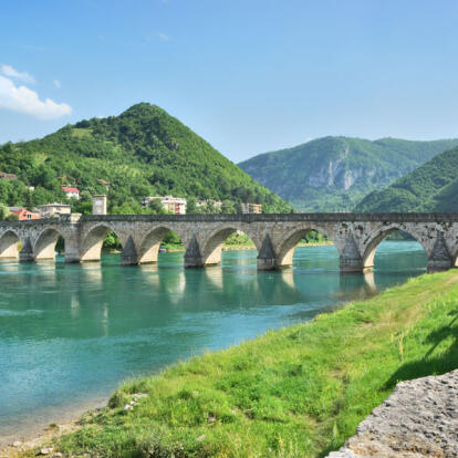 Visegrad Voyage en Bosnie-Herzégovine - Agence de Voyage Terra Balka