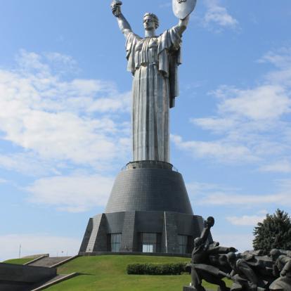 Ukraine - Kiev, doyenne des villes soviétiques