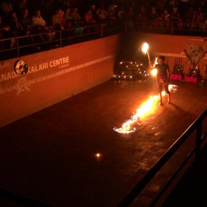 Inde - Arts Keralais Traditionnels, le Kathakali et le Kalaripayat