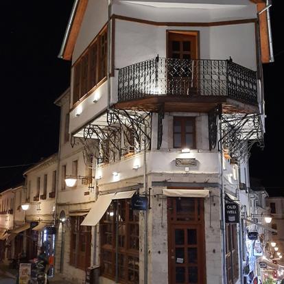 Girokastra Voyage en Albanie d'Evelyne L.