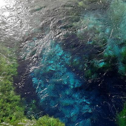 L'œil Bleu Voyage en Albanie d'Evelyne L.