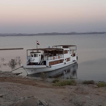 Bateau Sur Lac Nasser Voyage en Egypte de Michelle P.