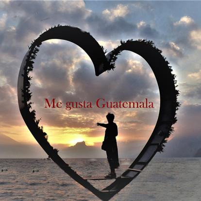 Coucher De Soleil à Panajachel Voyage au Guatemala de Pierre D.