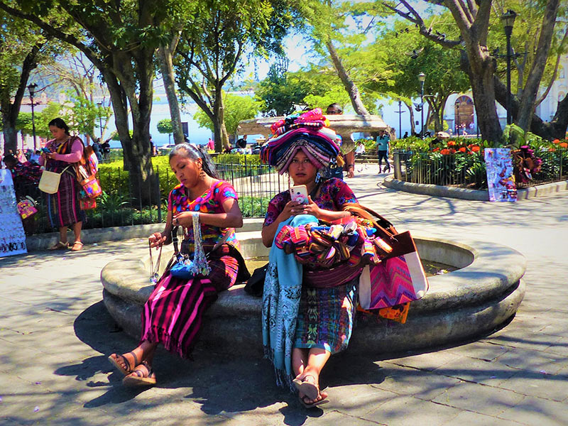 Antigua Plaza Mayor Voyage au Guatemala de Pierre D.