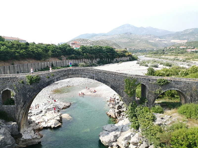 Voyage en Albanie de Gilbert G.