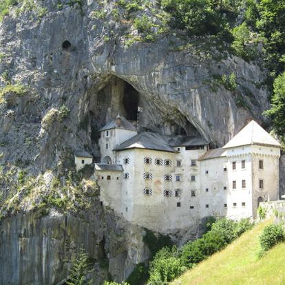Château De Predjama Voyage en Slovénie du Groupe de Christine B.