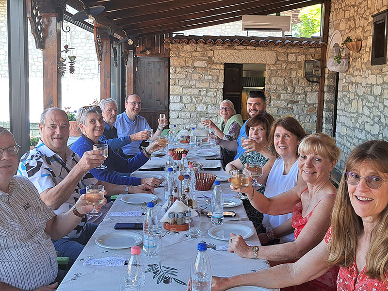 Voyage en Albanie du Groupe de Guy Voyage en Albanie du Groupe de Guy L.
