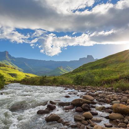 Drakensberg - Rivière Tugela A Découvrir en Afrique du Sud - La Chaine du Drakensberg