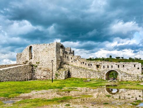 Berat - Ancien Chateau A Découvrir en Albanie - Berat