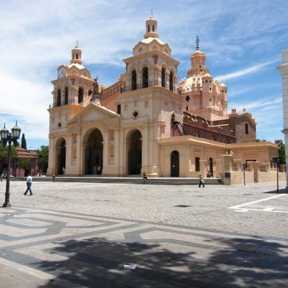 Cordoba - Cathédrale A Découvrir en Argentine - Córdoba