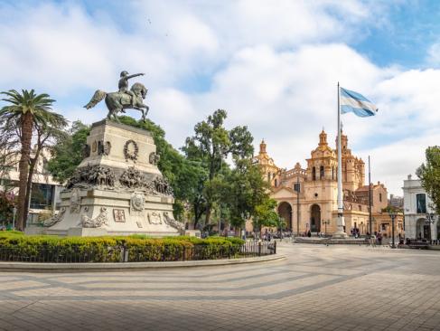 Cordoba - San Martin Square A Découvrir en Argentine - Córdoba
