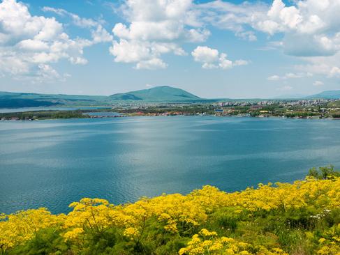 Lac Sevan A Découvrir en Arménie - Le Lac Sevan