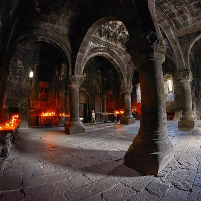 A Découvrir en Arménie - Le Monastère de Geghard