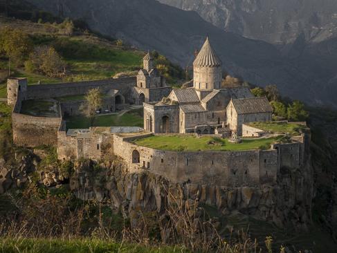 A Découvrir en Arménie - Le Monastère de Tatev