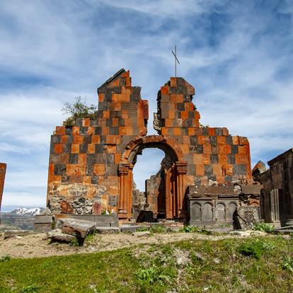 Monastère De Havuts Tar A Découvrir en Arménie - Région de Garni