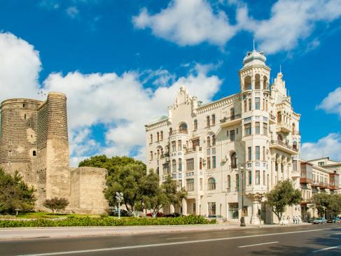 Bakou - Maiden Tower A Découvrir en Azerbaïdjan - Bakou