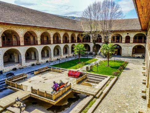 Sheki - Caravenserail A Découvrir en Azerbaïdjan - Sheki