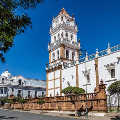 Sucre - Cathédrale A Découvrir en Bolivie - Sucre