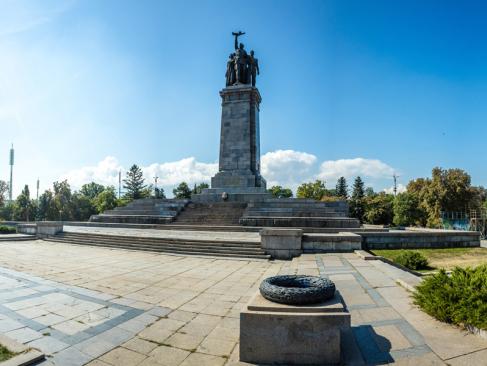 Sofia - Monument De L'armée Russe A Découvrir en Bulgarie - Sofia