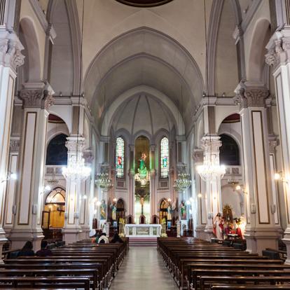 Punta Arenas - Intérieur De L'église Maria Auxiliadora A Découvrir au Chili - Punta Arenas et Puerto Williams