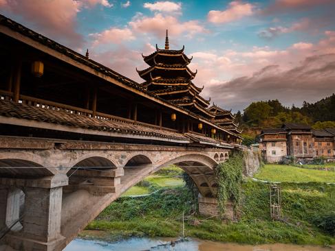 Vieux Pont Du Vent Et De La Pluie Dans Le Village De Chengyang Dong A Découvrir en Chine - Guilin