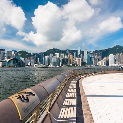 Hong Kong - The Avenue Of Stars, Located Along The Victoria Harbor A Découvrir en Chine - Hong Kong