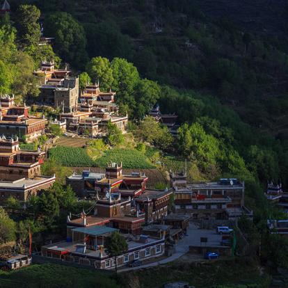 Village Tibétain Traditionel De Jiaju A Découvrir en Chine - La Province de Sichuan