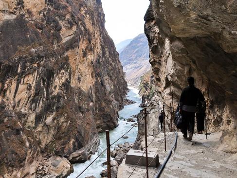 Lijiang - Gorges Du Saut Du Tigre A Découvrir en Chine - Les Gorges du Saut du Tigre