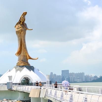Macao - Golden Guan Yin Statue A Découvrir en Chine - Macao
