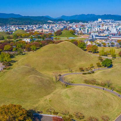 Gyeongju - Parc Des Tumulus Et Autres Tombeaux Royaux Du Centre A Découvrir en Corée du Sud - Gyeongju